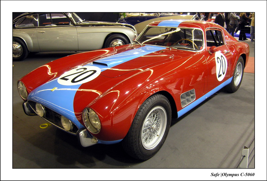 2005 - 02 - Retromobile 038